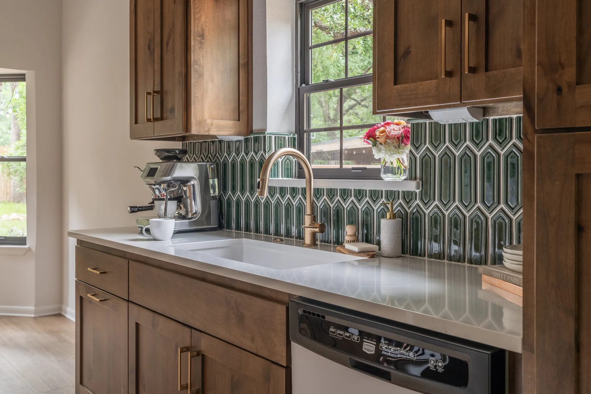 Vintage Kitchen Trends Making a Comeback in 2025