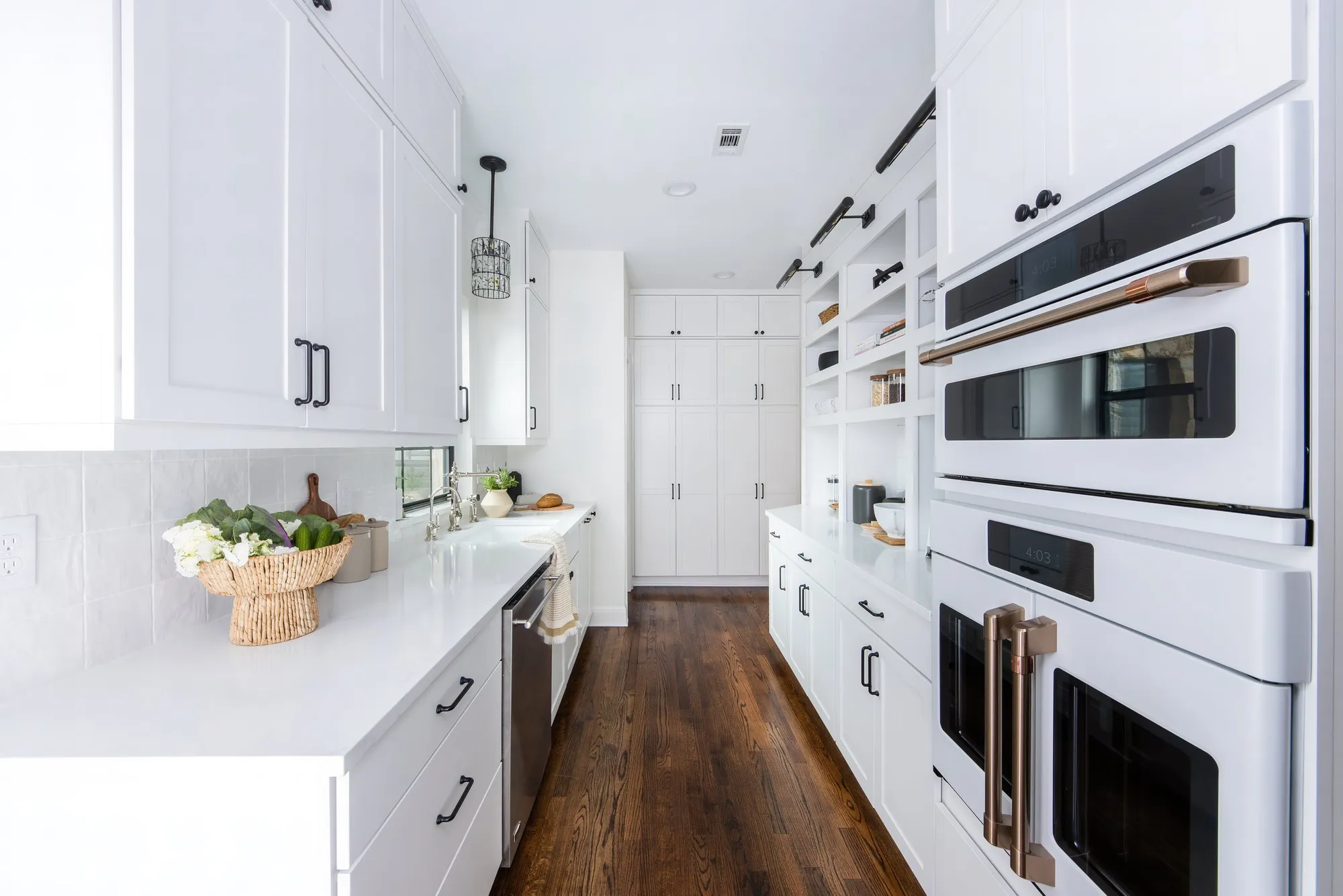 The Latest Kitchen Must-Have: Butler’s Pantry