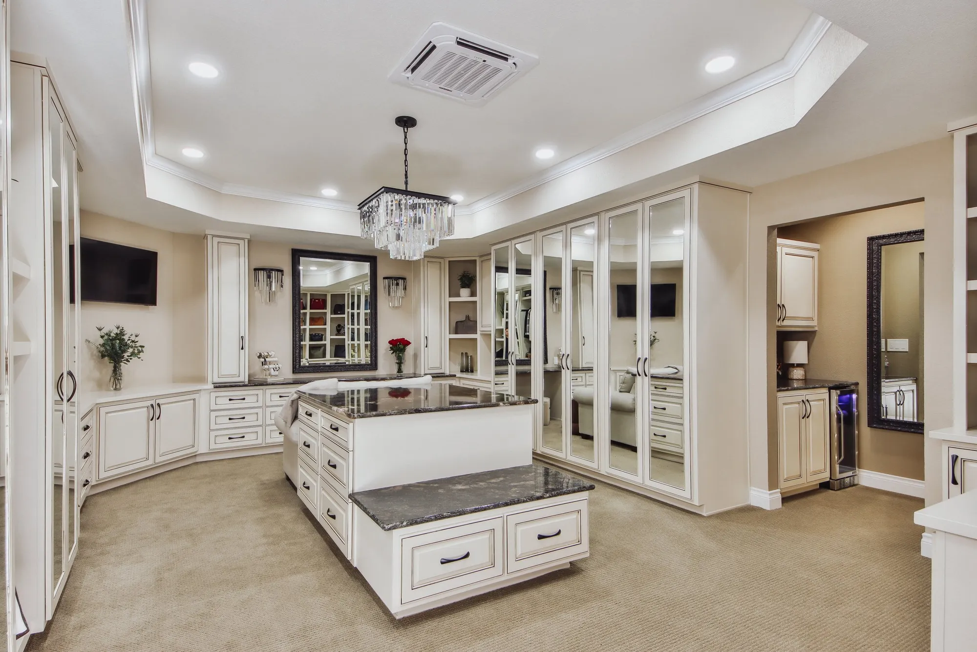 The Dream Custom Closet They Couldn't Build the First Time Around