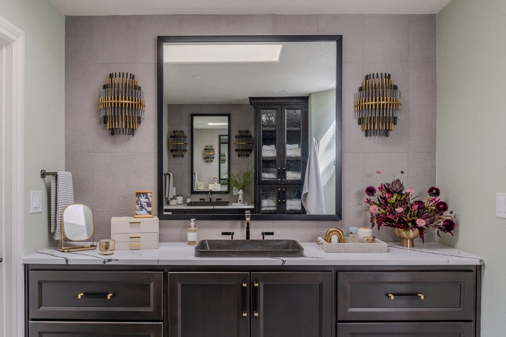 #DecoElegance