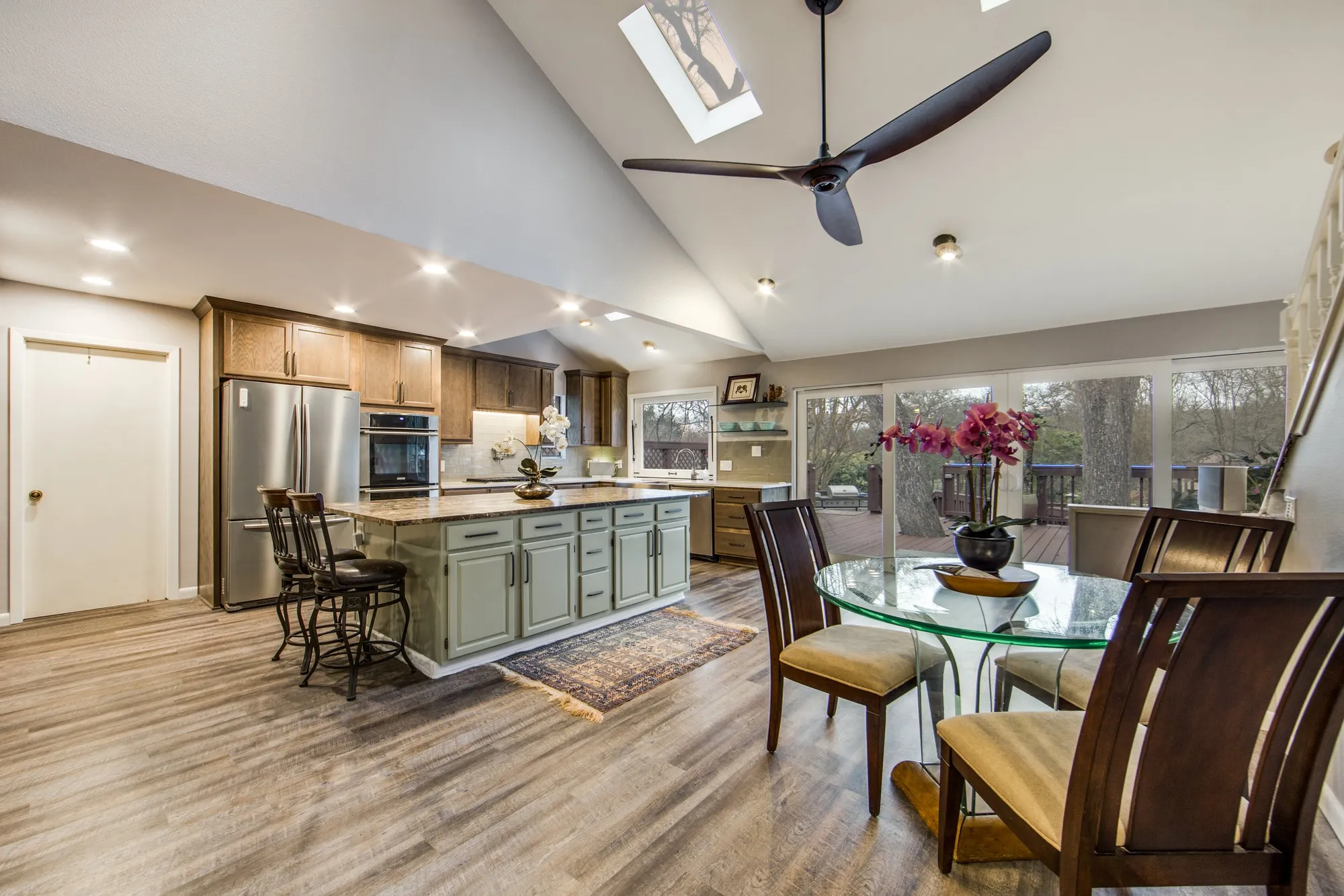 Bringing Outdoor Elements Into Your Kitchen Design