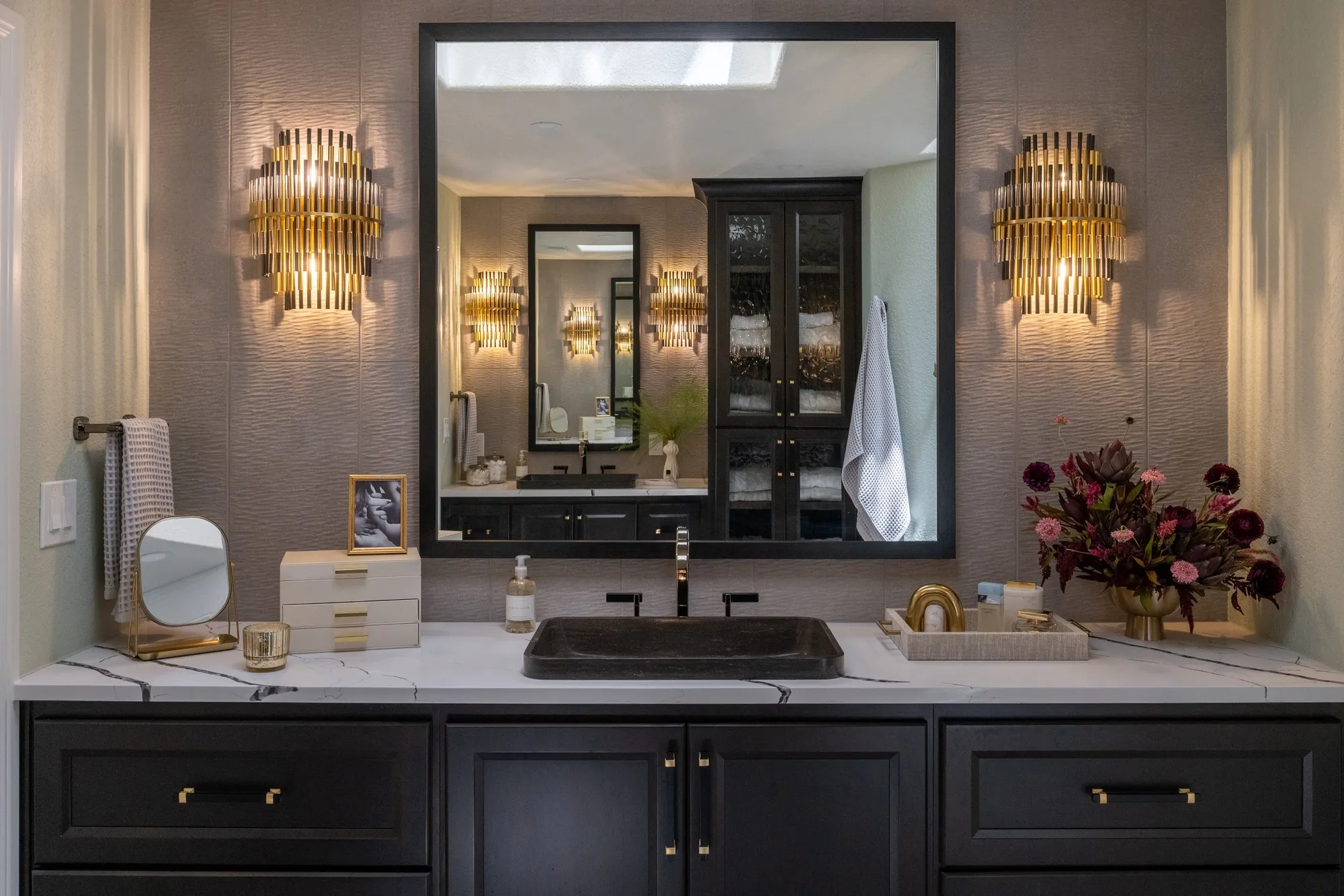 Canyon Lake Suite