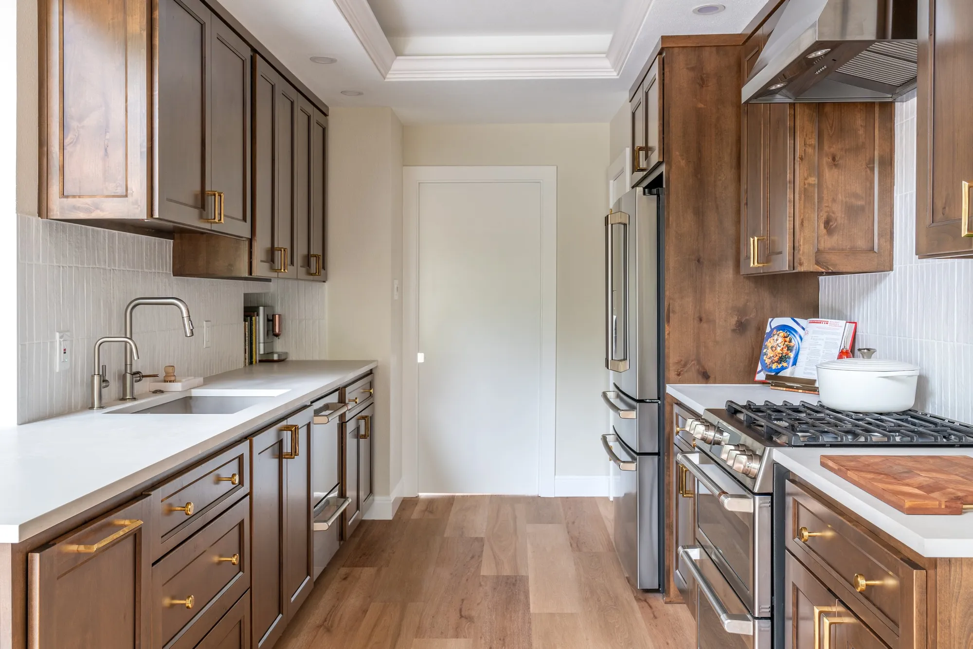 Best Kitchen Layouts for Easy Flow and Efficiency