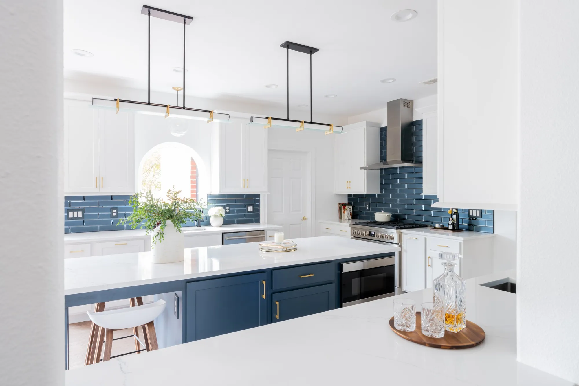 How to Mix Cabinet Colors for a Custom Kitchen Look